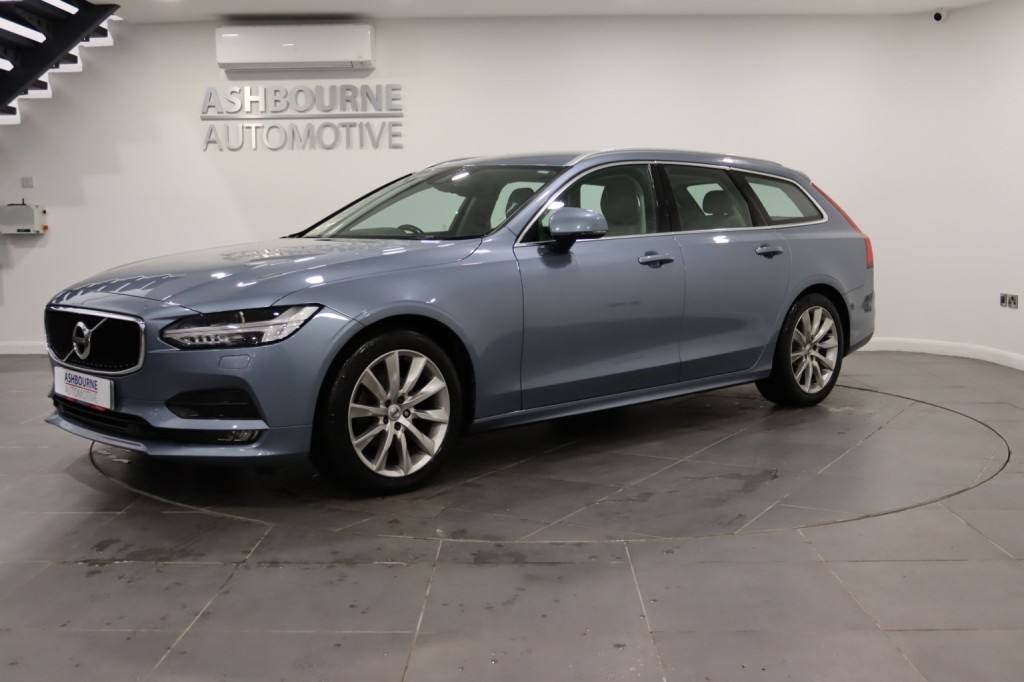 VOLVO V90 2.0 Momentum Plus D4 2019