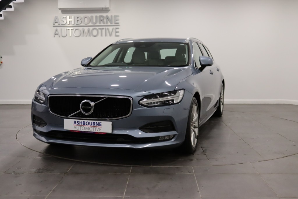 VOLVO V90 2.0 Momentum Plus D4 2019