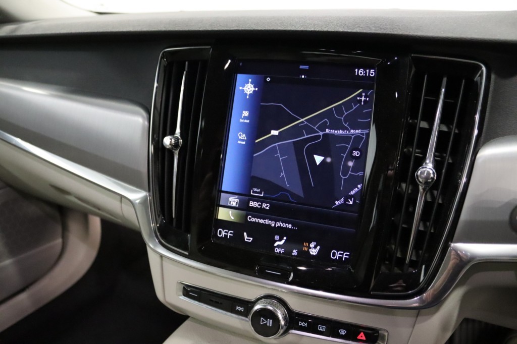 VOLVO V90 2.0 Momentum Plus D4 2019