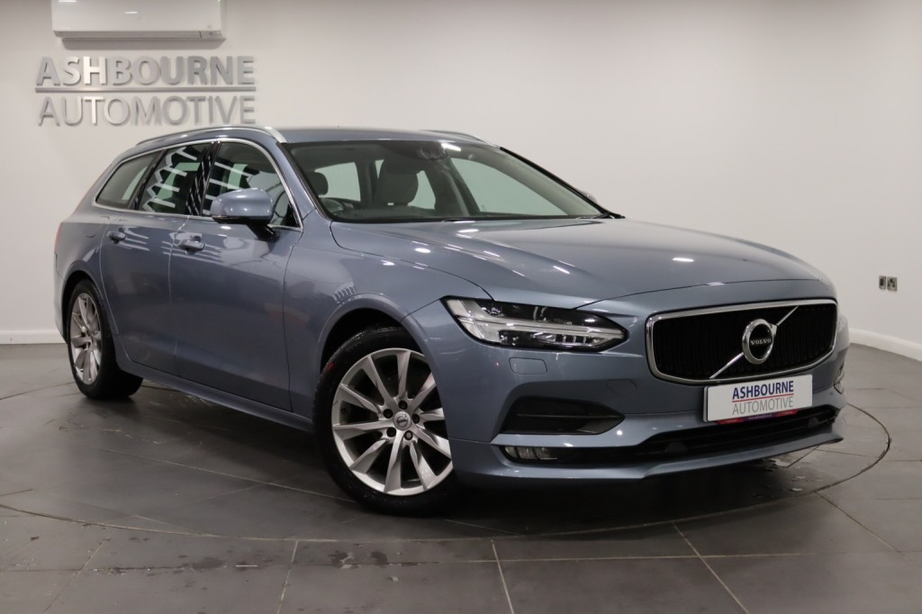 VOLVO V90 2.0 Momentum Plus D4 2019