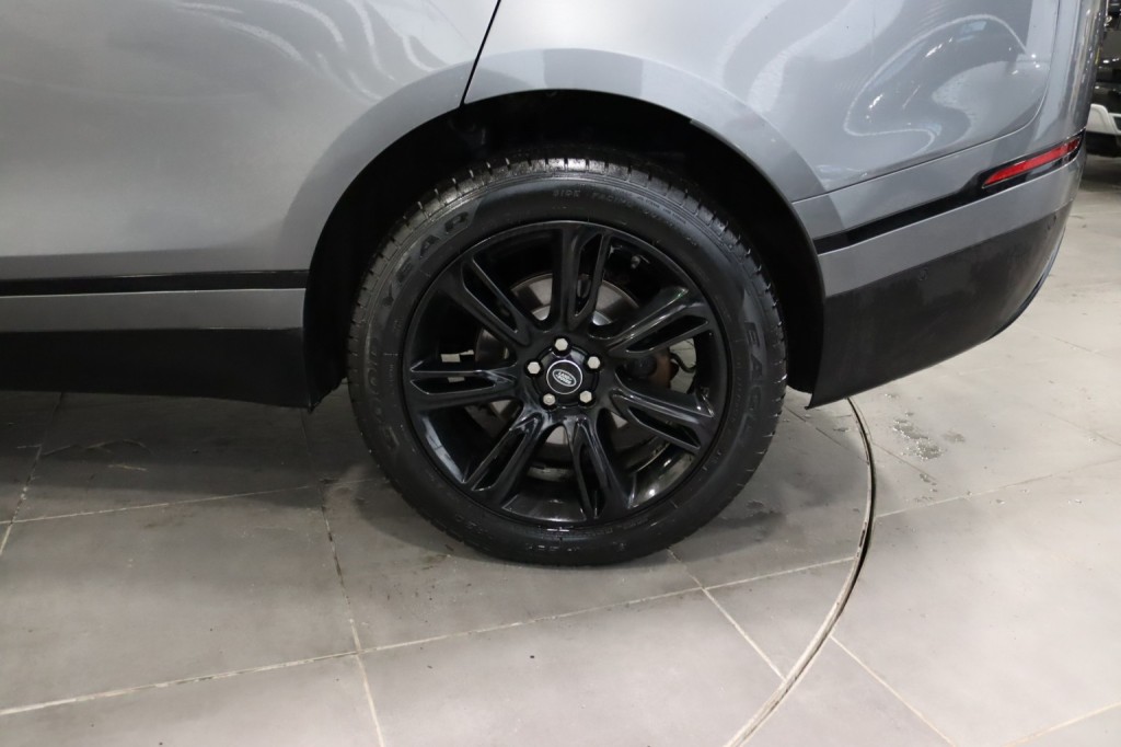 LAND ROVER RANGE ROVER VELAR 2.0 D240 R-Dynamic SE 2019