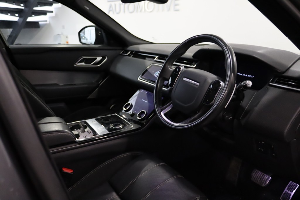 LAND ROVER RANGE ROVER VELAR 2.0 D240 R-Dynamic SE 2019