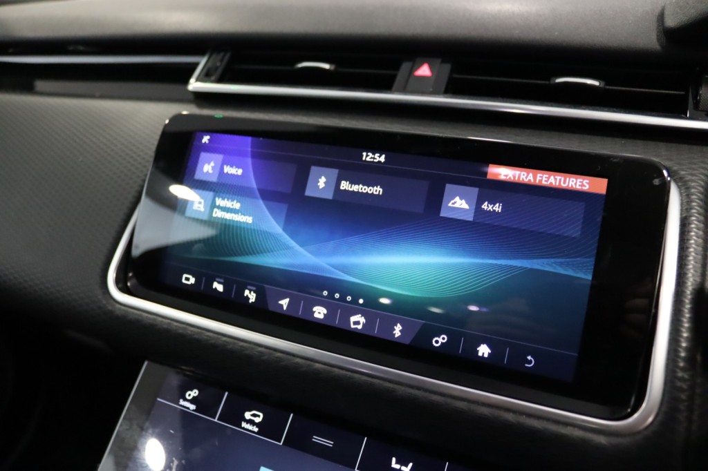 LAND ROVER RANGE ROVER VELAR 2.0 D240 R-Dynamic SE 2019