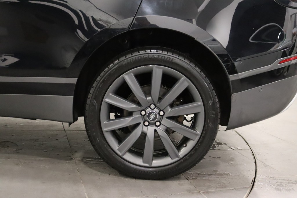 LAND ROVER RANGE ROVER VELAR 2.0 D180 R-Dynamic SE 2018