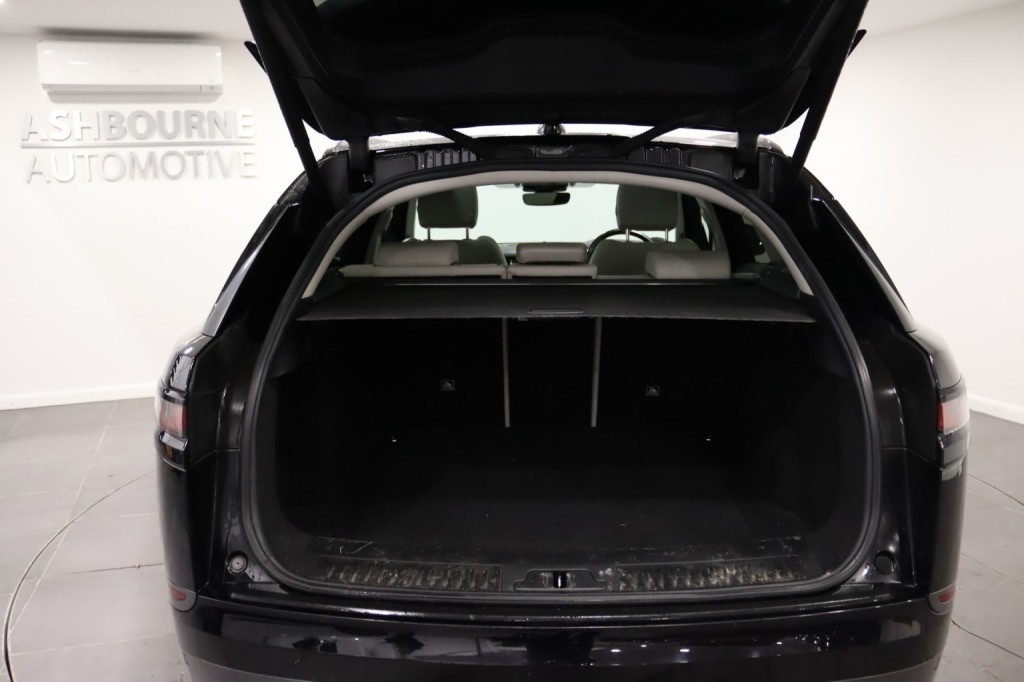 LAND ROVER RANGE ROVER VELAR 2.0 D180 R-Dynamic SE 2018