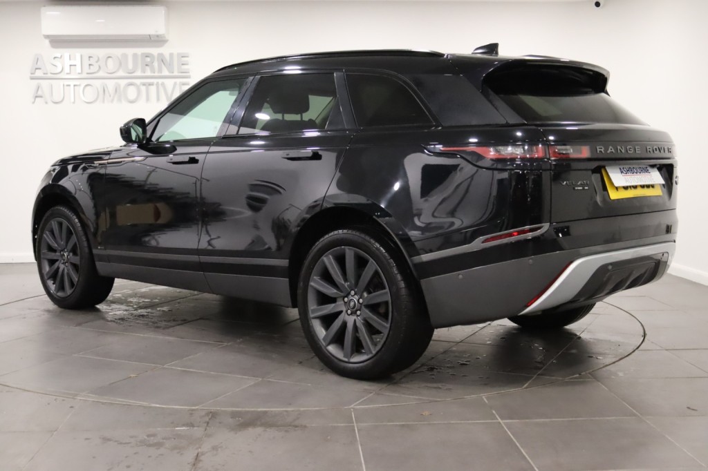 LAND ROVER RANGE ROVER VELAR 2.0 D180 R-Dynamic SE 2018