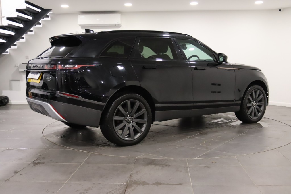 LAND ROVER RANGE ROVER VELAR 2.0 D180 R-Dynamic SE 2018