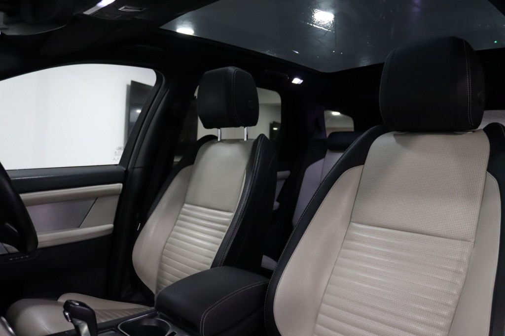 LAND ROVER DISCOVERY SPORT 2.0 D200 MHEV R-Dynamic SE 2021