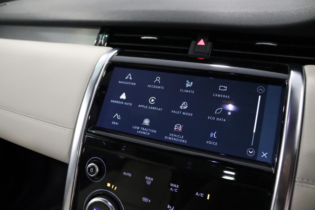 LAND ROVER DISCOVERY SPORT 2.0 D200 MHEV R-Dynamic SE 2021