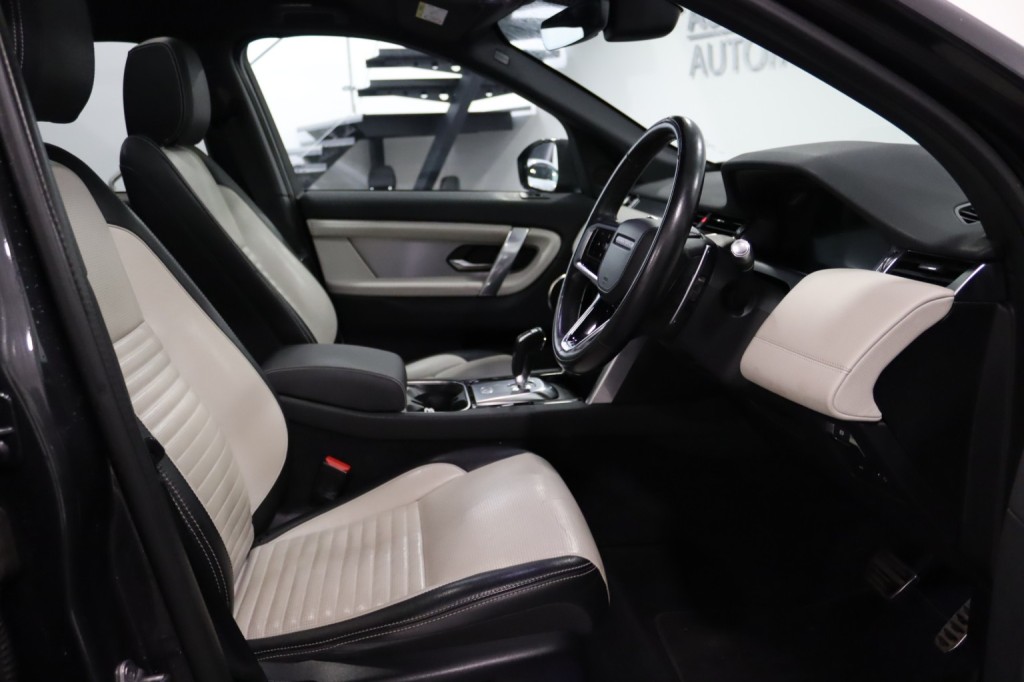 LAND ROVER DISCOVERY SPORT 2.0 D200 MHEV R-Dynamic SE 2021