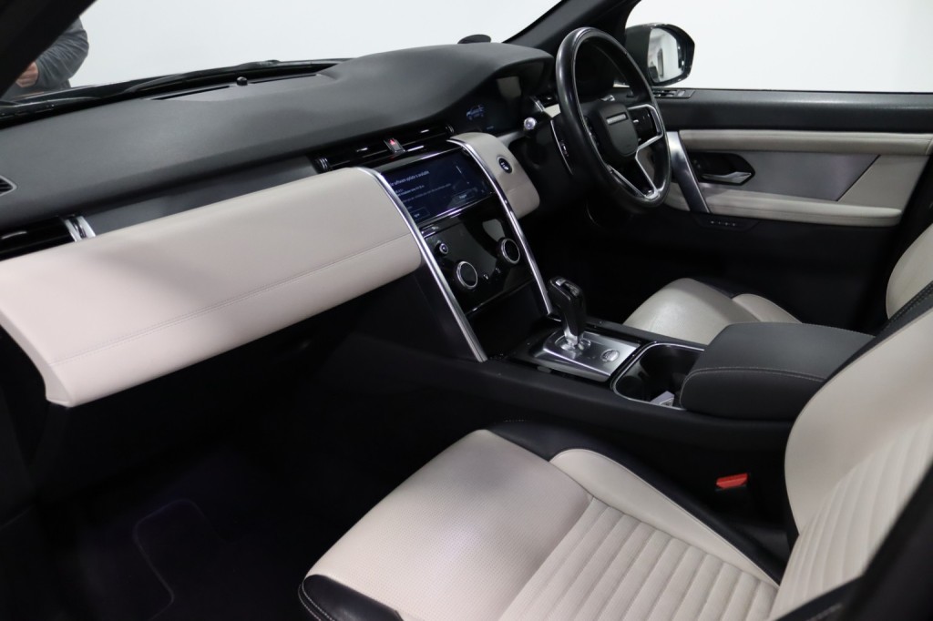 LAND ROVER DISCOVERY SPORT 2.0 D200 MHEV R-Dynamic SE 2021
