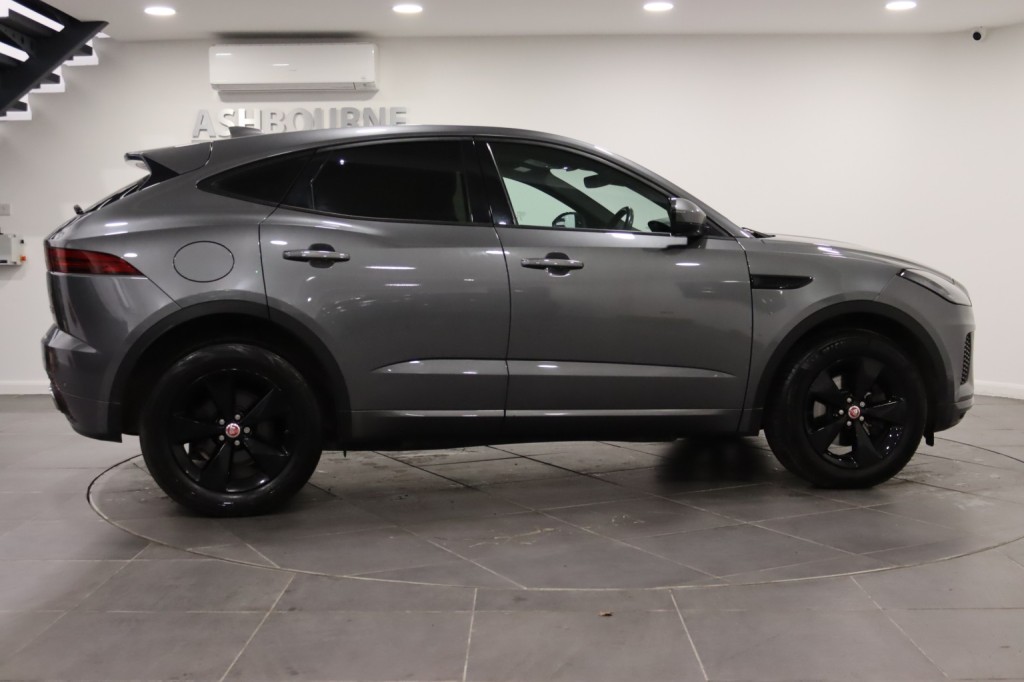 JAGUAR E-PACE 2.0 D180 R-Dynamic S 2018