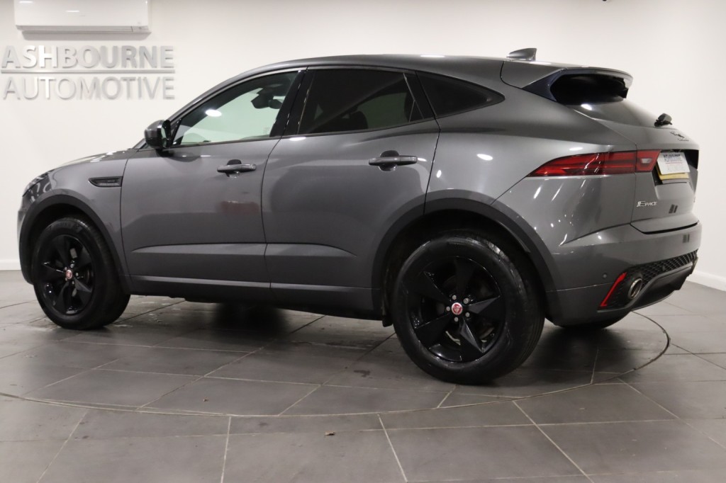 JAGUAR E-PACE 2.0 D180 R-Dynamic S 2018