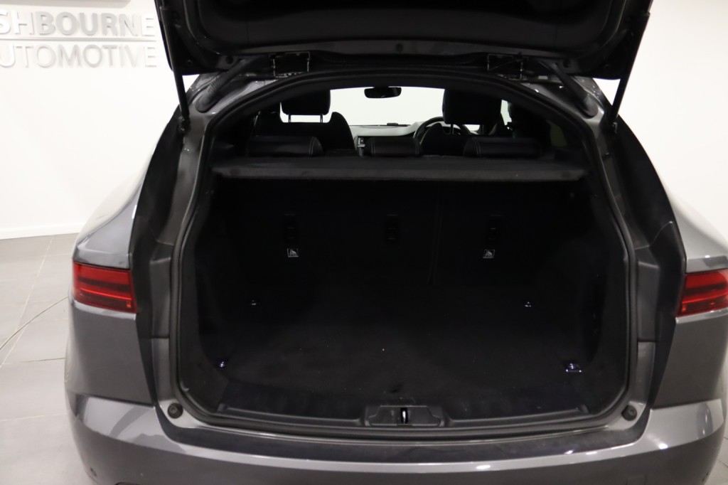 JAGUAR E-PACE 2.0 D180 R-Dynamic S 2018