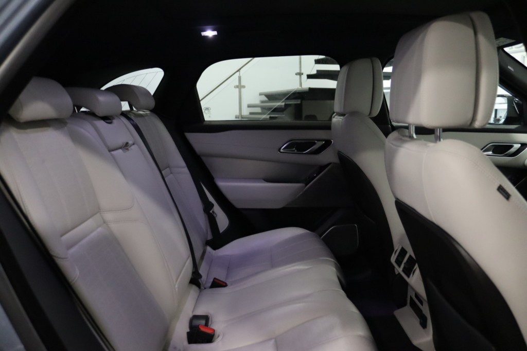 LAND ROVER RANGE ROVER VELAR 2.0 D240 R-Dynamic HSE 2018