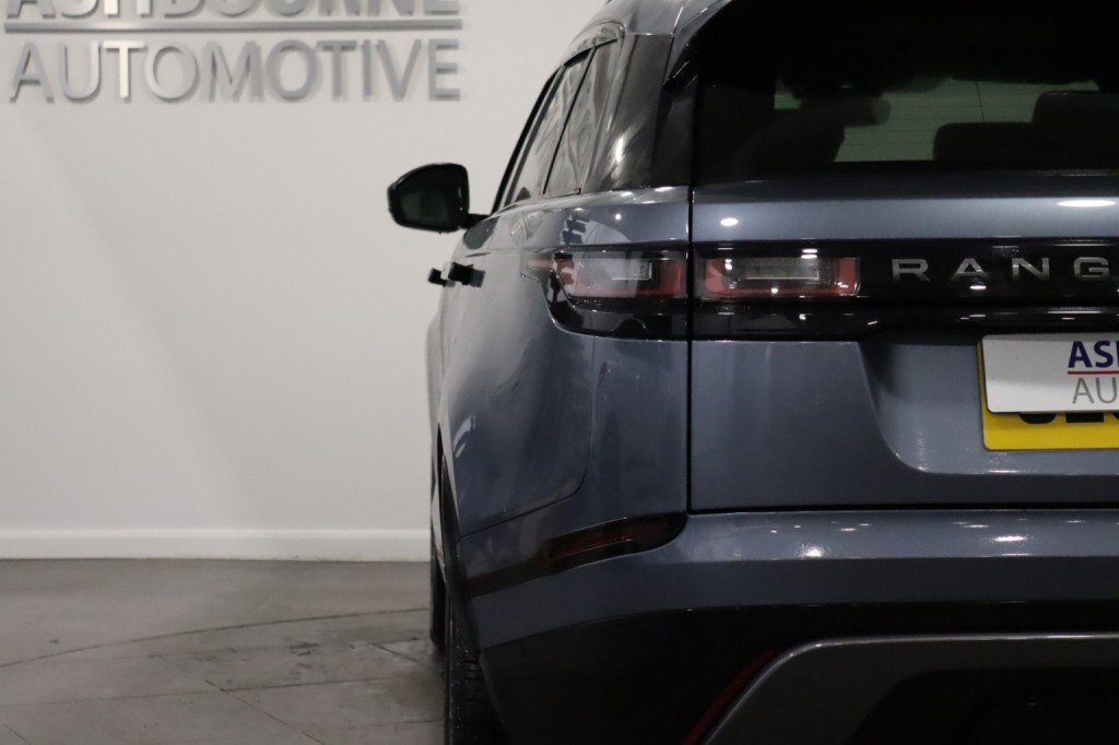 LAND ROVER RANGE ROVER VELAR 2.0 D240 R-Dynamic HSE 2018