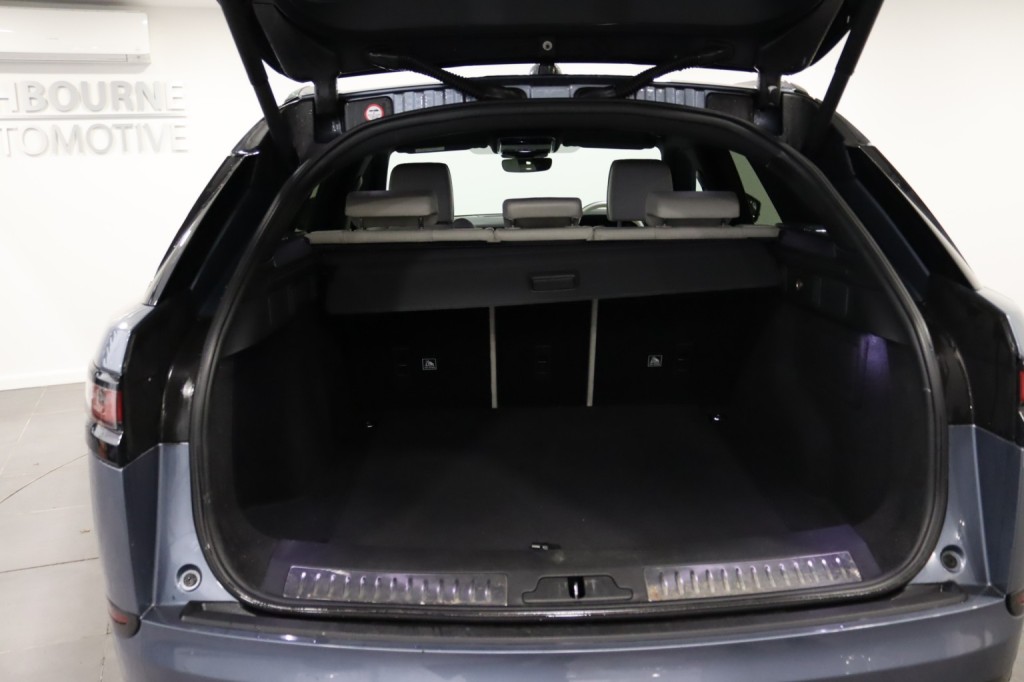 LAND ROVER RANGE ROVER VELAR 2.0 D240 R-Dynamic HSE 2018