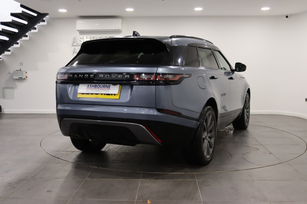 LAND ROVER RANGE ROVER VELAR 2.0 D240 R-Dynamic HSE 2018