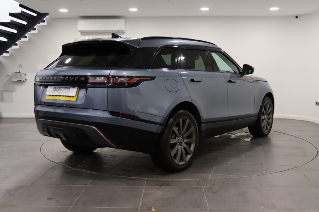LAND ROVER RANGE ROVER VELAR 2.0 D240 R-Dynamic HSE 2018