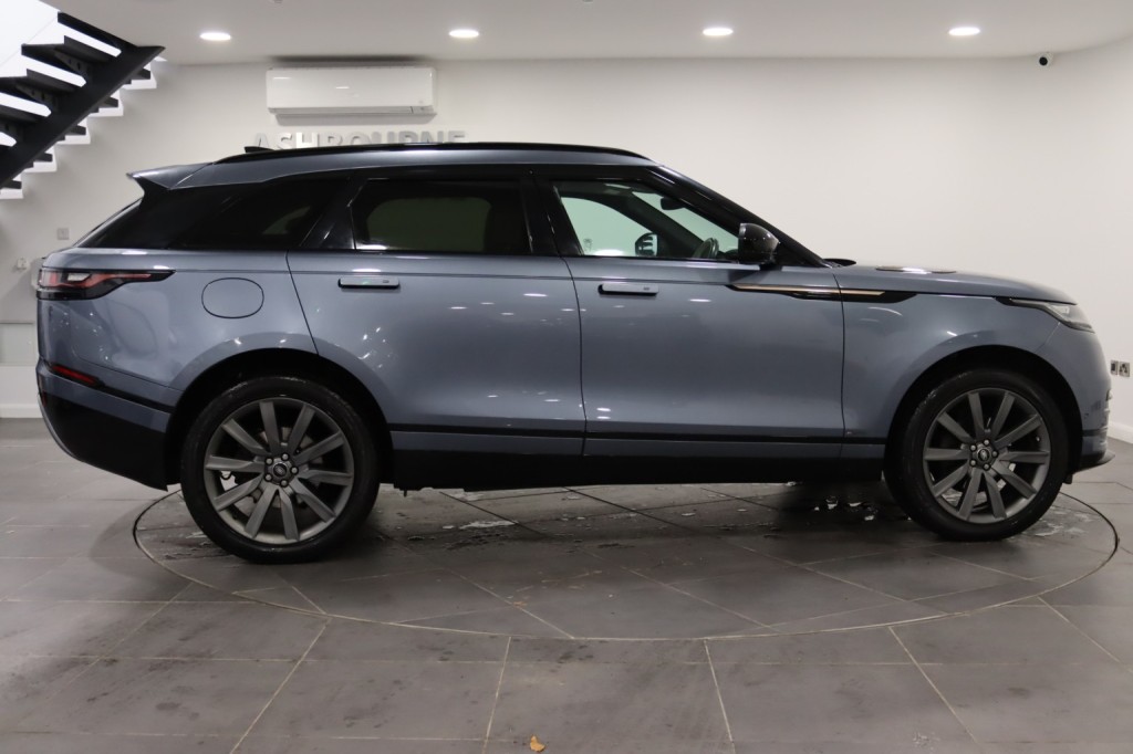 LAND ROVER RANGE ROVER VELAR 2.0 D240 R-Dynamic HSE 2018