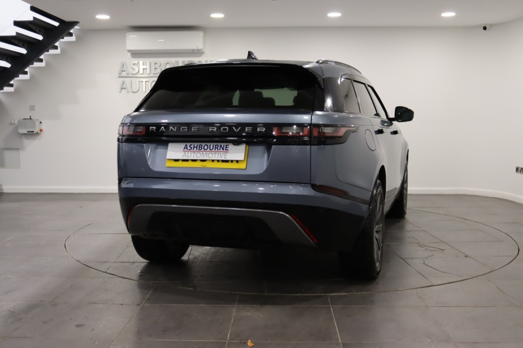 LAND ROVER RANGE ROVER VELAR 2.0 D240 R-Dynamic HSE 2018