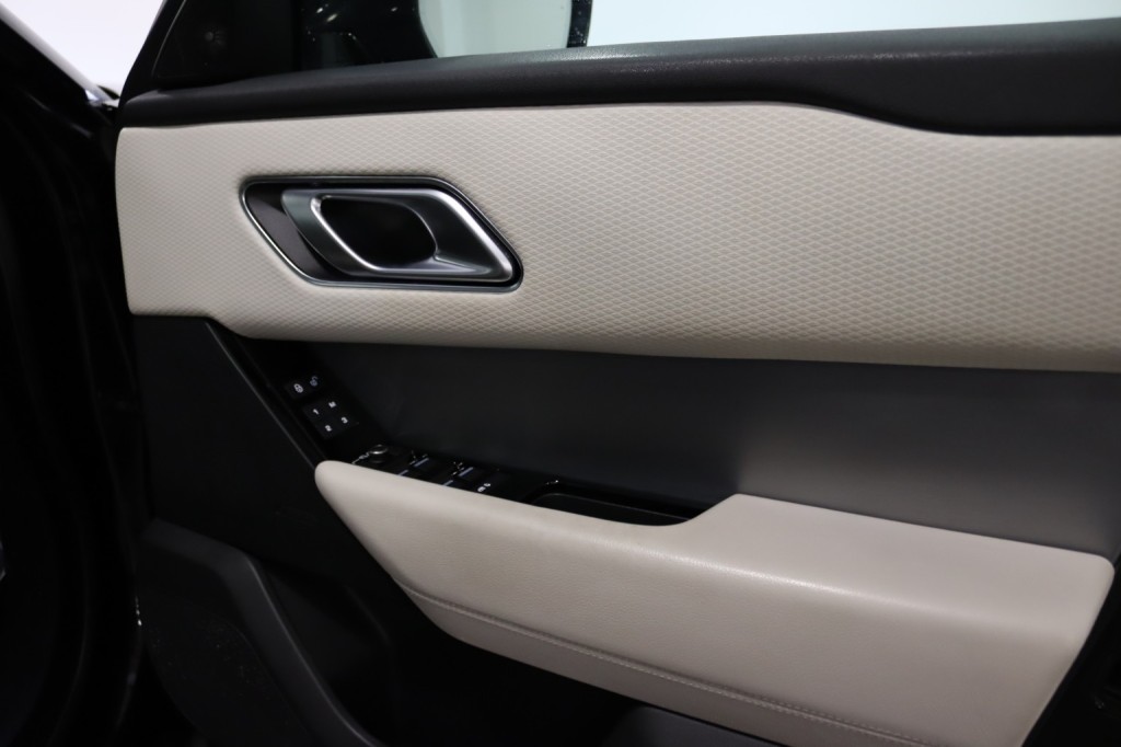 LAND ROVER RANGE ROVER VELAR 2.0 D180 R-Dynamic S 2020