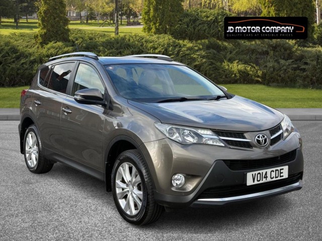 TOYOTA RAV4 2.2 D-4D Invincible