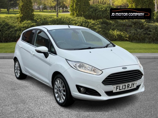 FORD FIESTA 1.0 T EcoBoost Titanium X