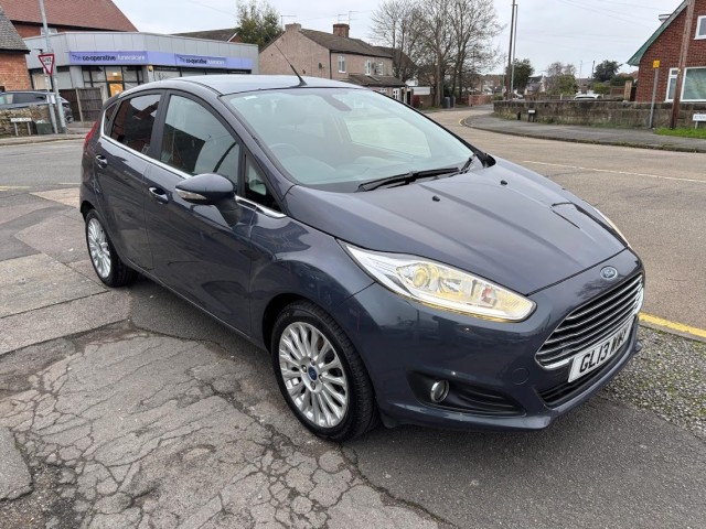 FORD FIESTA 1.0 T EcoBoost Titanium