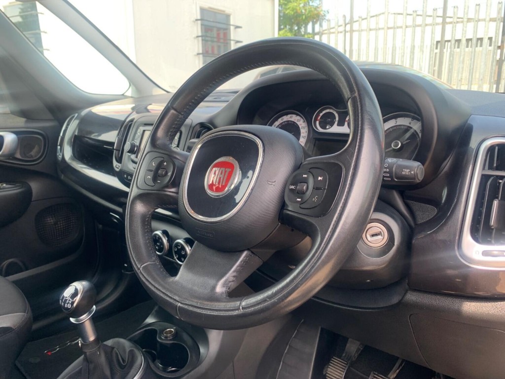 FIAT 500L 1.4 500l My15 1.4 95hp Pop Star 2015