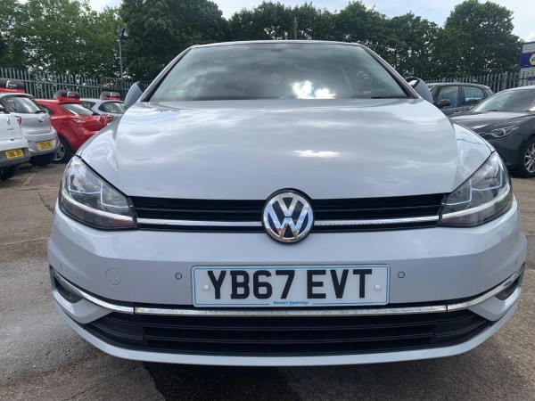 View VOLKSWAGEN GOLF 1.4 TSI SE Nav