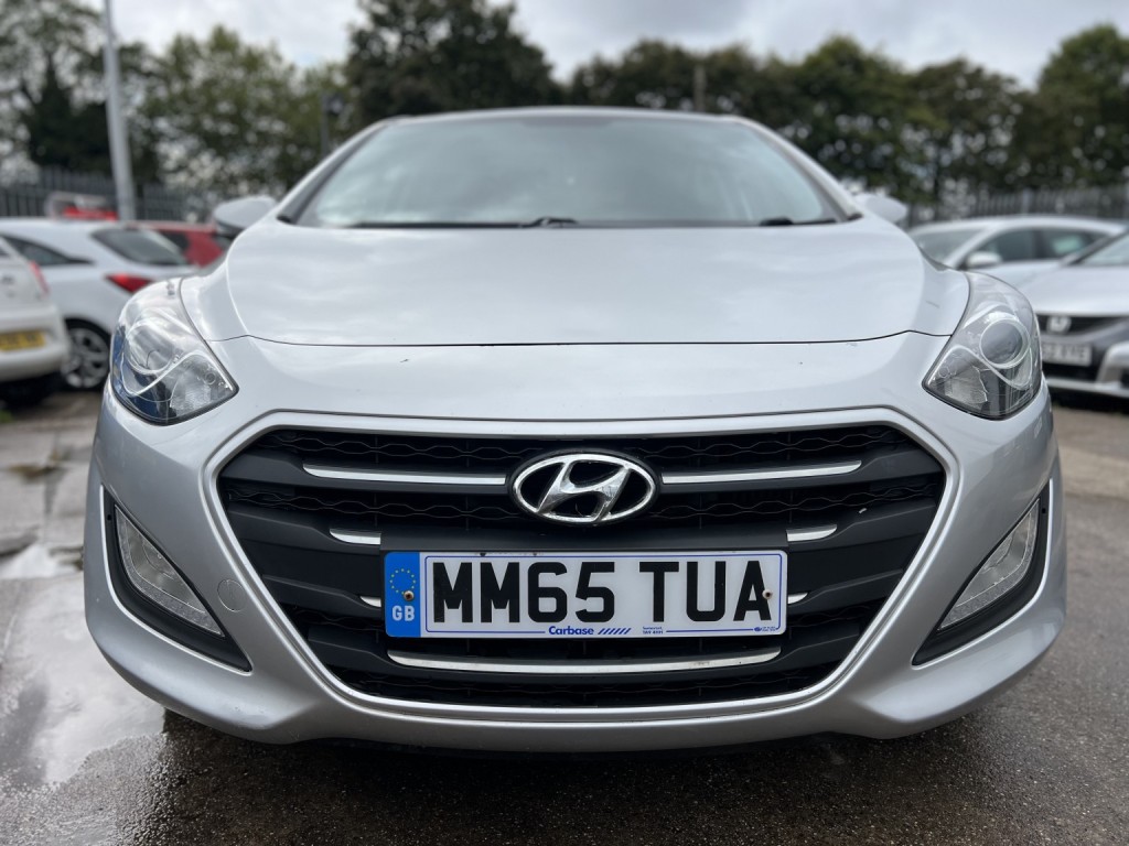 HYUNDAI I30 1.6 CRDi Blue Drive SE Nav 2015