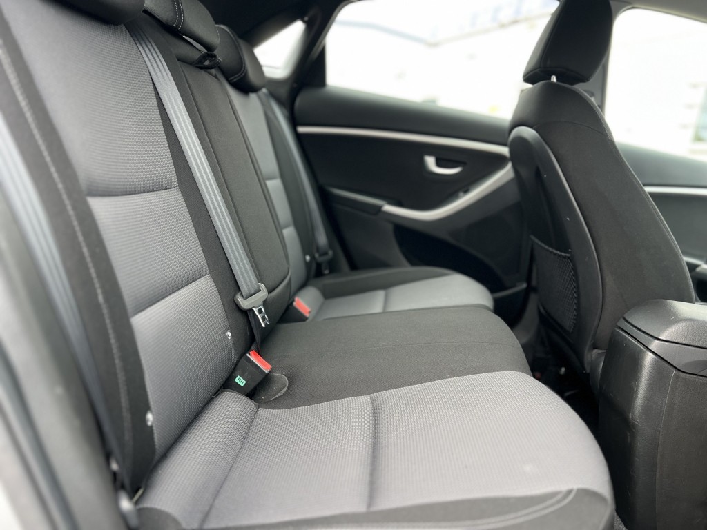 HYUNDAI I30 1.6 CRDi Blue Drive SE Nav 2015