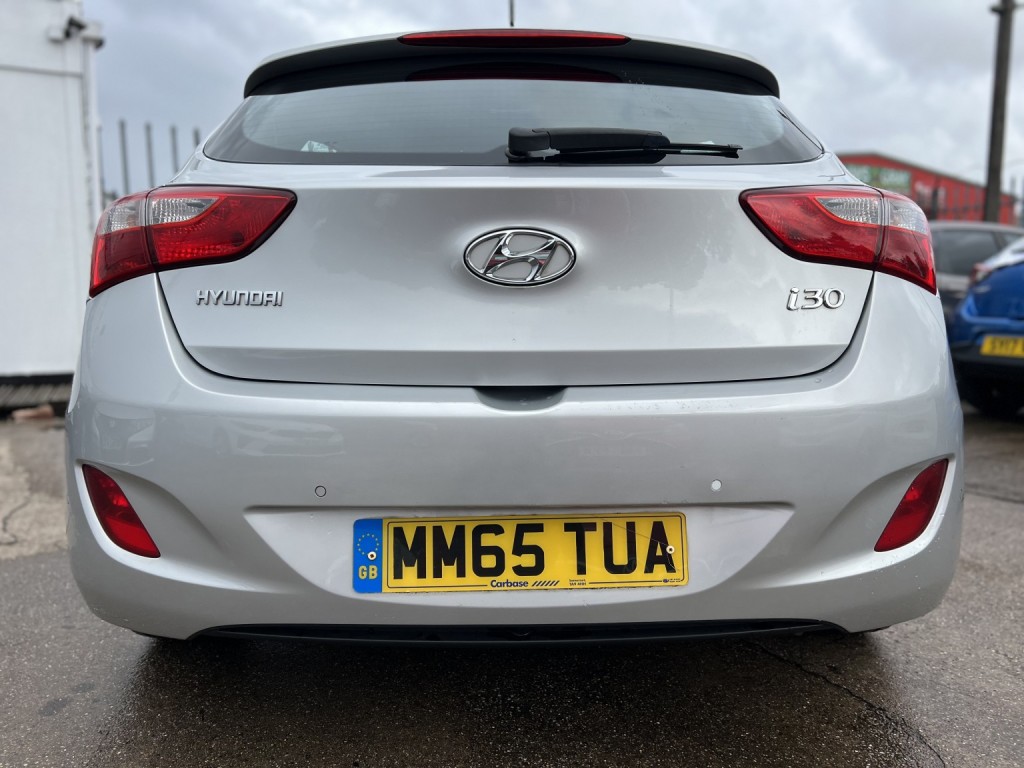 HYUNDAI I30 1.6 CRDi Blue Drive SE Nav 2015