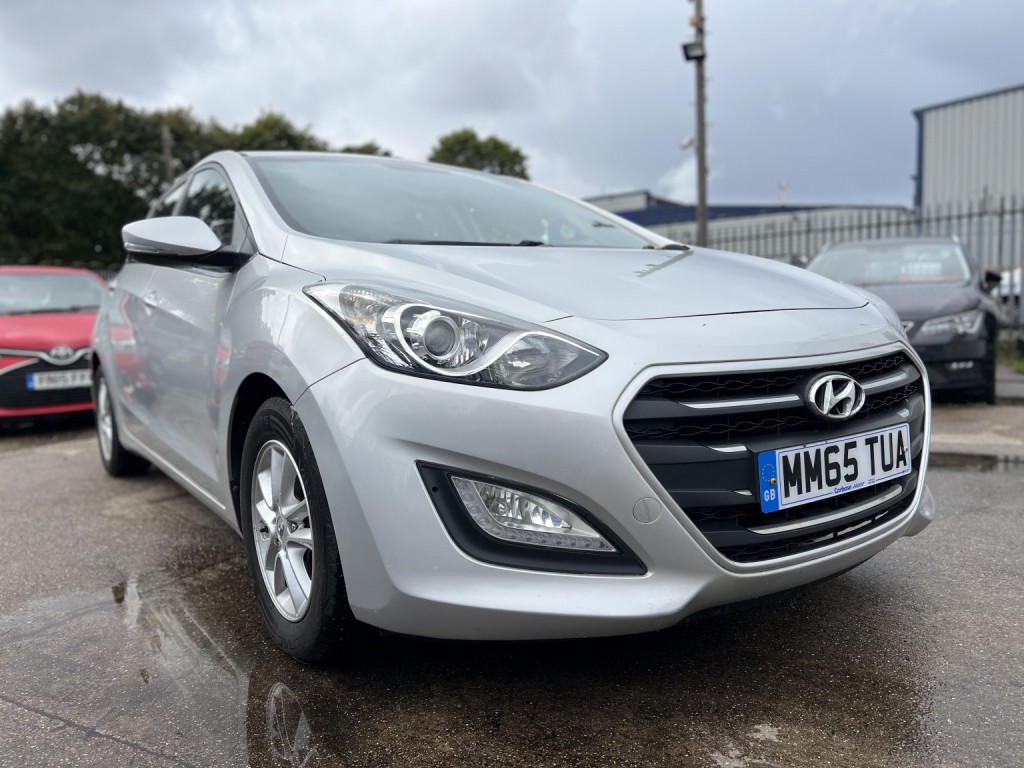 HYUNDAI I30 1.6 CRDi Blue Drive SE Nav 2015