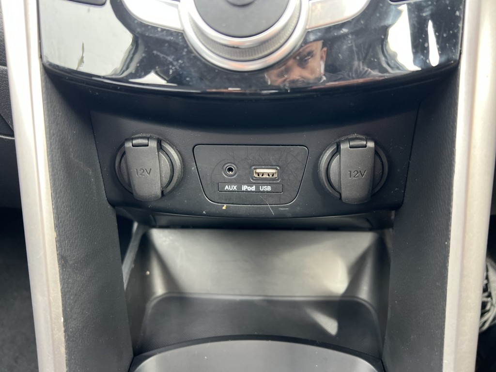 HYUNDAI I30 1.6 CRDi Blue Drive SE Nav 2015
