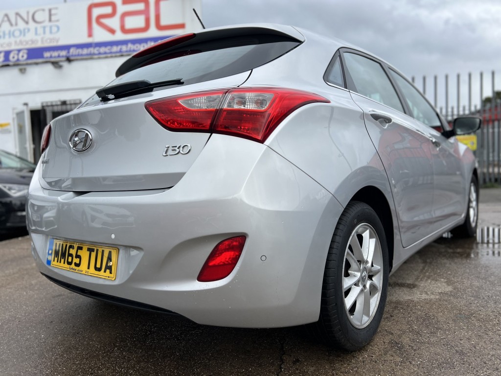 HYUNDAI I30 1.6 CRDi Blue Drive SE Nav 2015