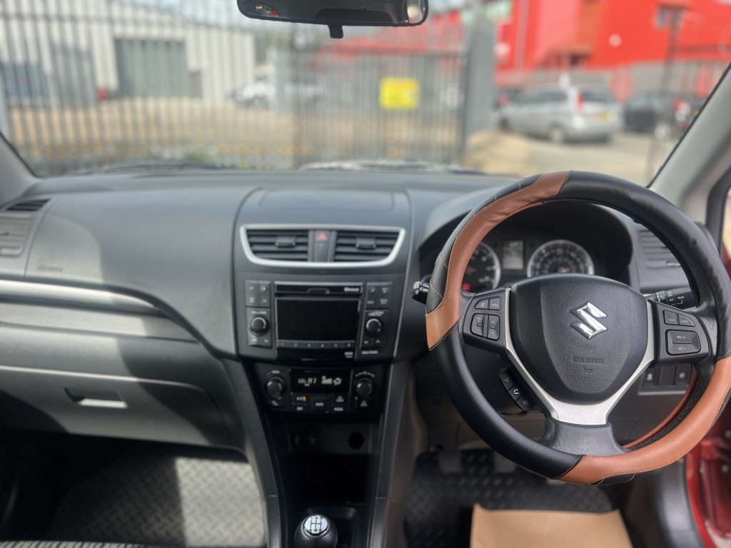 SUZUKI SWIFT 1.2 SZ4 2013