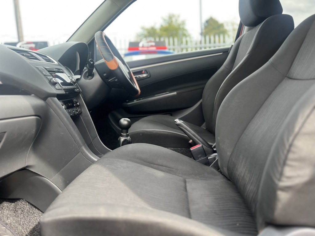 SUZUKI SWIFT 1.2 SZ4 2013