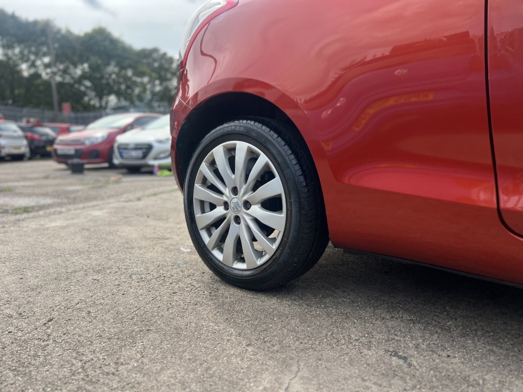 SUZUKI SWIFT 1.2 SZ4 2013