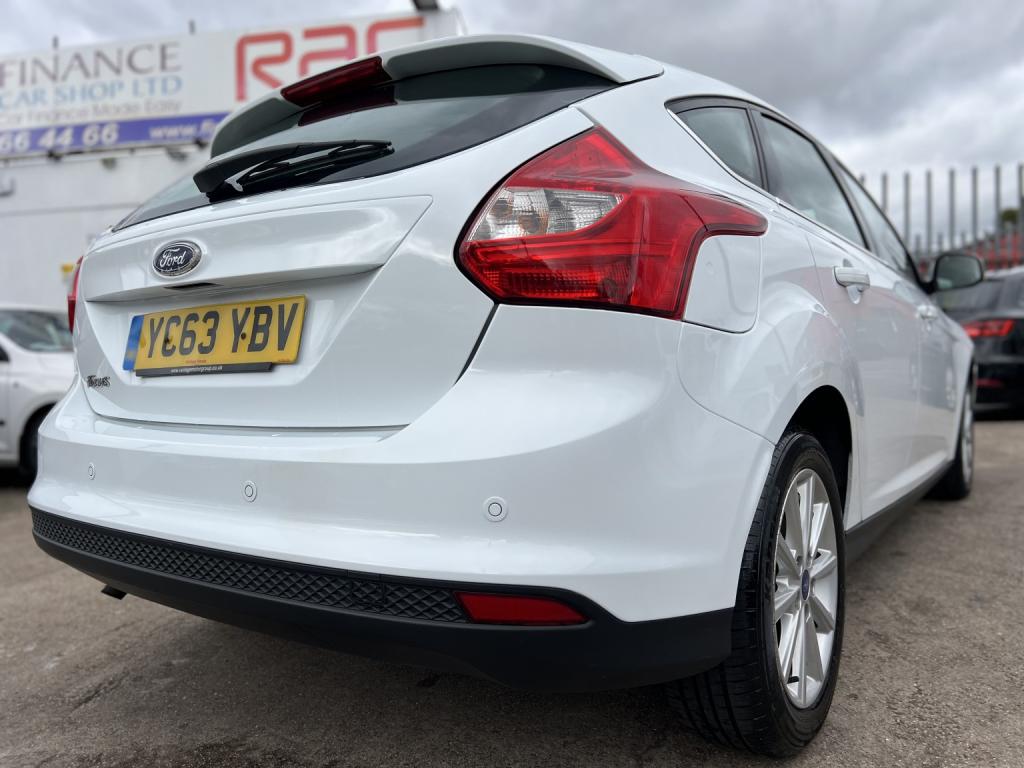 FORD FOCUS 1.6 Zetec 2013