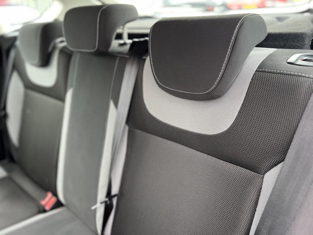 FORD FOCUS 1.6 Zetec 2013