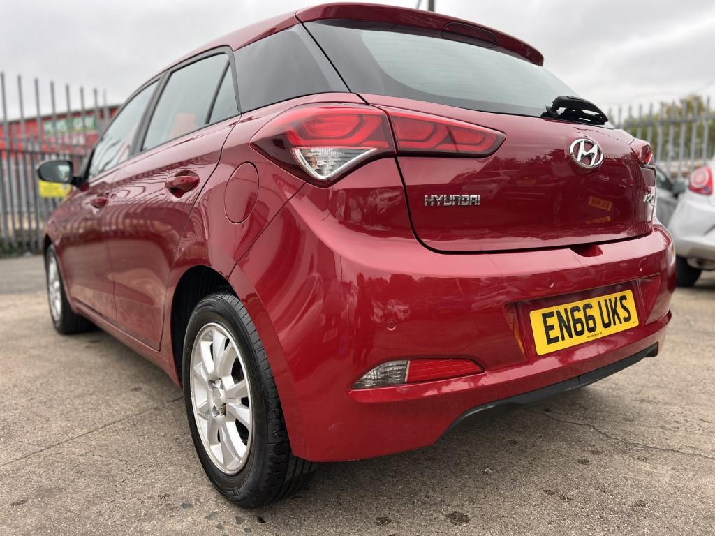 HYUNDAI I20 1.2 SE 2017