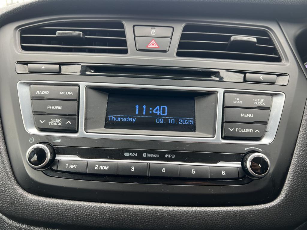 HYUNDAI I20 1.2 SE 2017