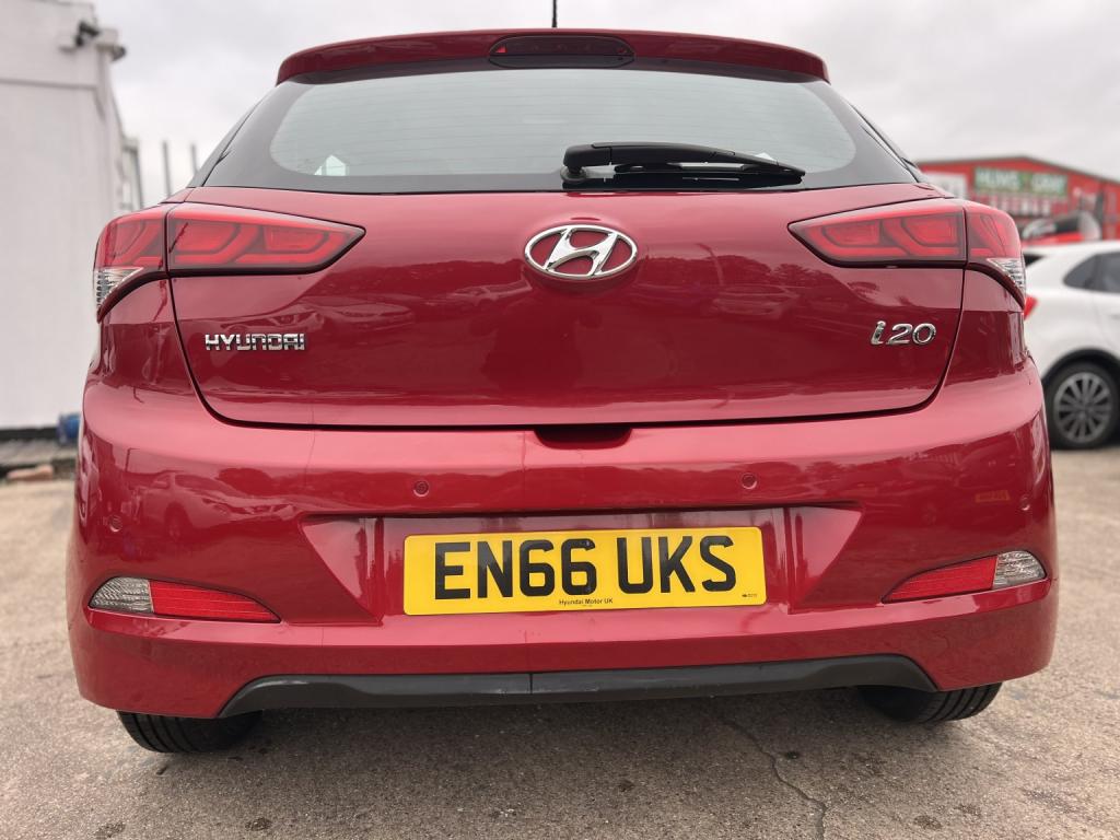 HYUNDAI I20 1.2 SE 2017