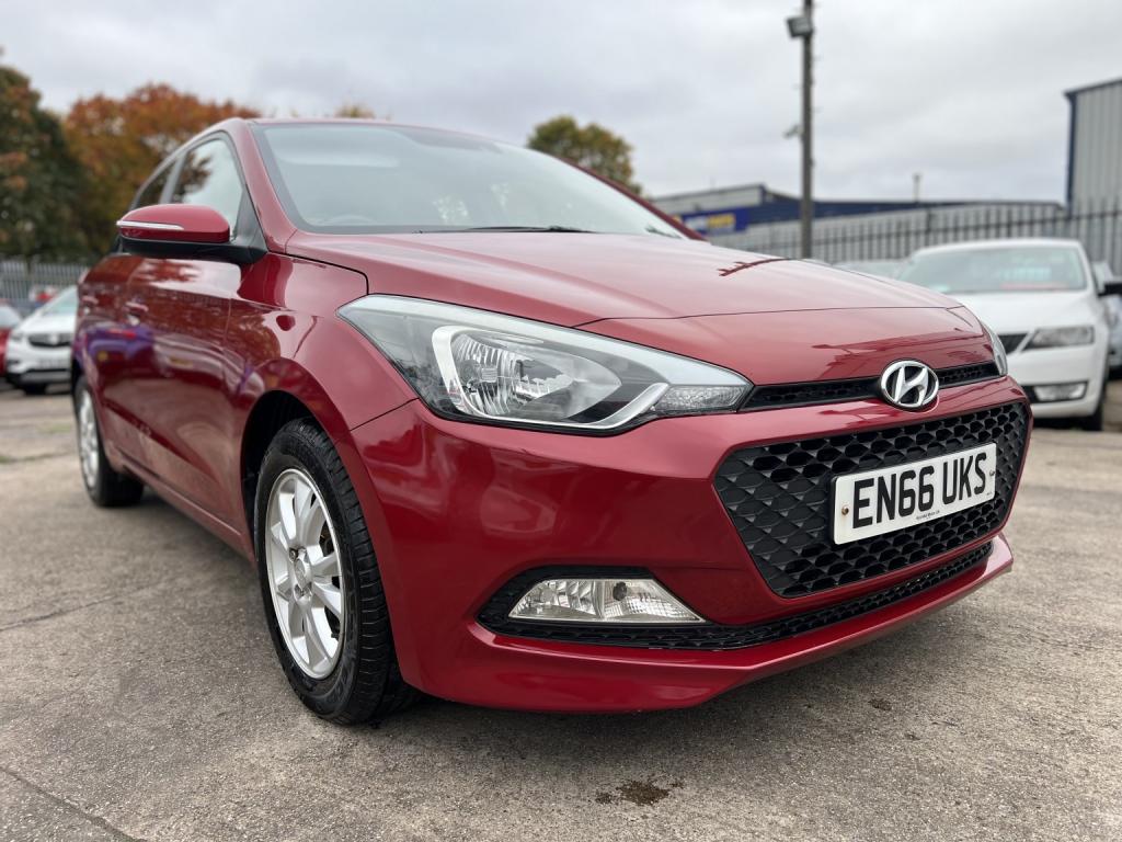 HYUNDAI I20 1.2 SE 2017