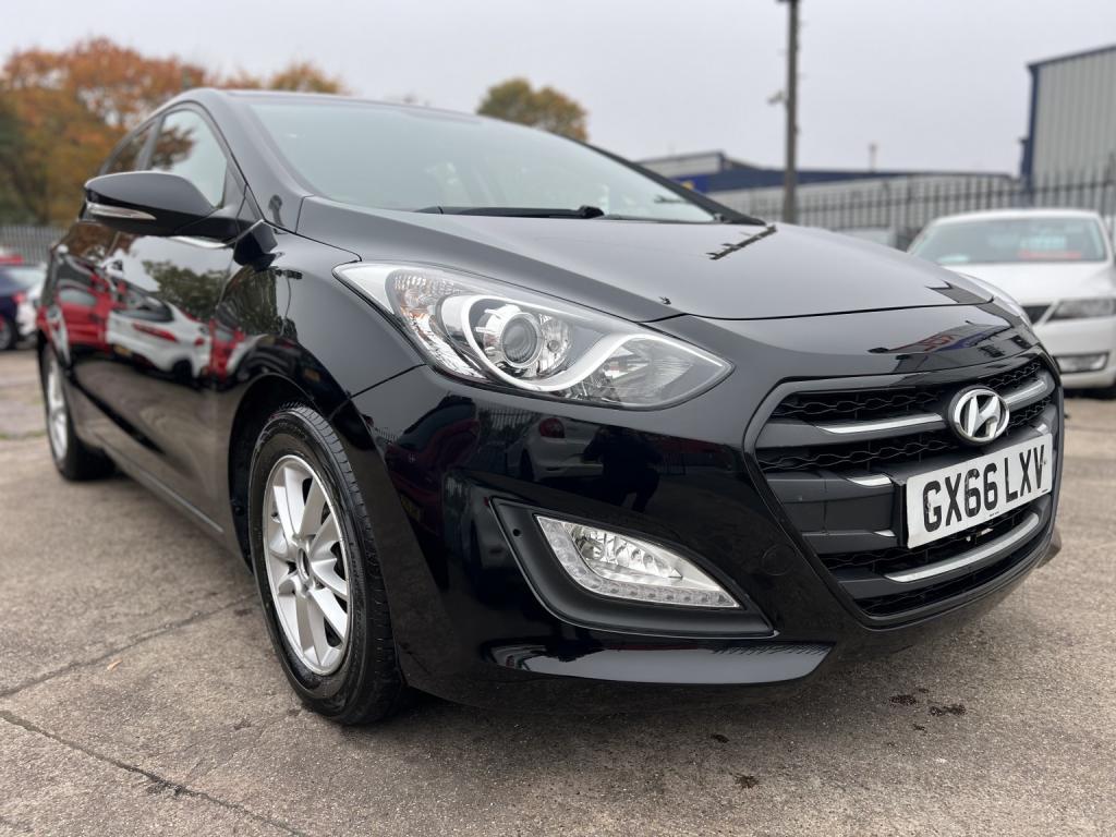 HYUNDAI I30 1.6 CRDi Blue Drive SE Nav 2016