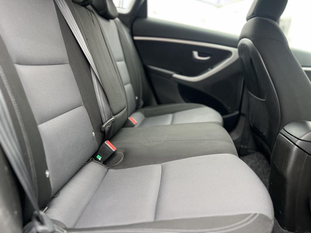 HYUNDAI I30 1.6 CRDi Blue Drive SE Nav 2016