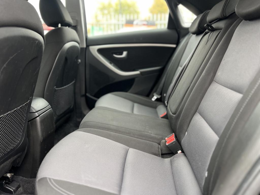 HYUNDAI I30 1.6 CRDi Blue Drive SE Nav 2016