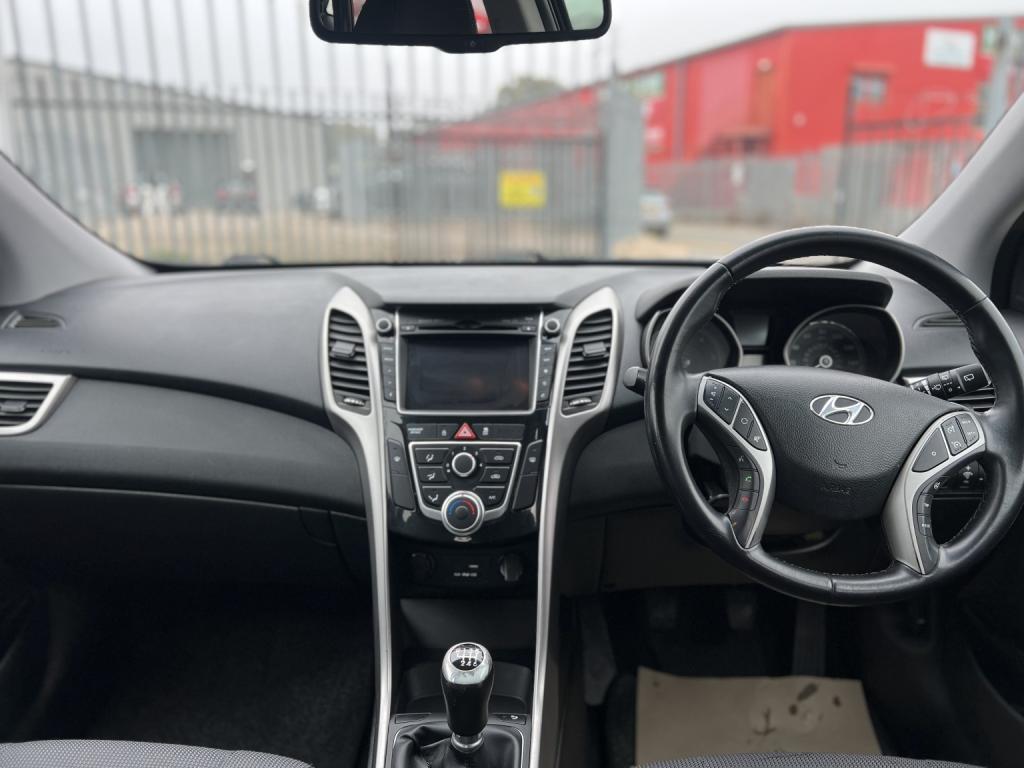 HYUNDAI I30 1.6 CRDi Blue Drive SE Nav 2016